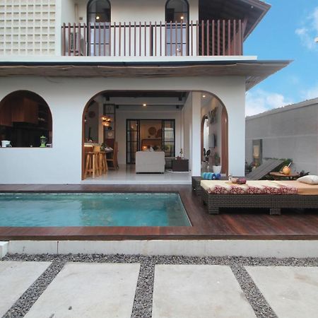 Sudha Villa Bali Anyelir Seminyak  Exterior photo